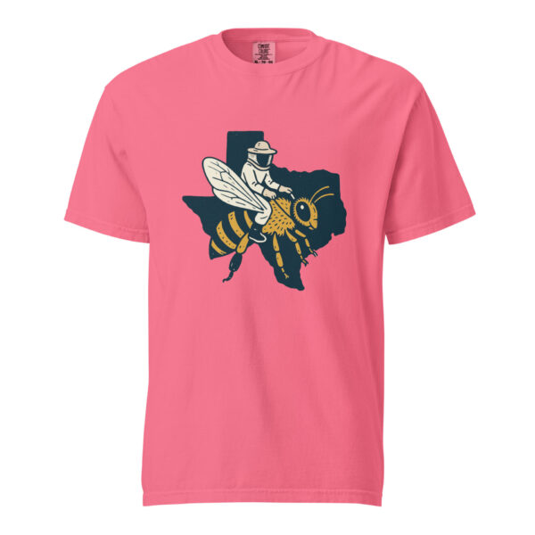 Texas Beekeeper Riding Honeybee | Vintage Lone Star State Bee T-Shirt
